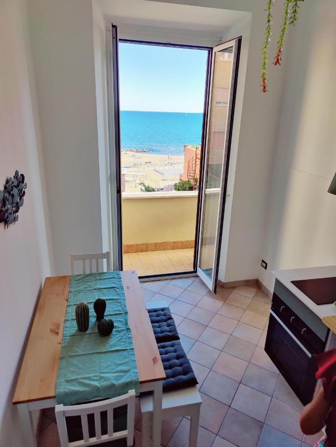 Bellavista, Il Tuo Soggiorno Vista Mare! Apartment Nettuno Exterior photo